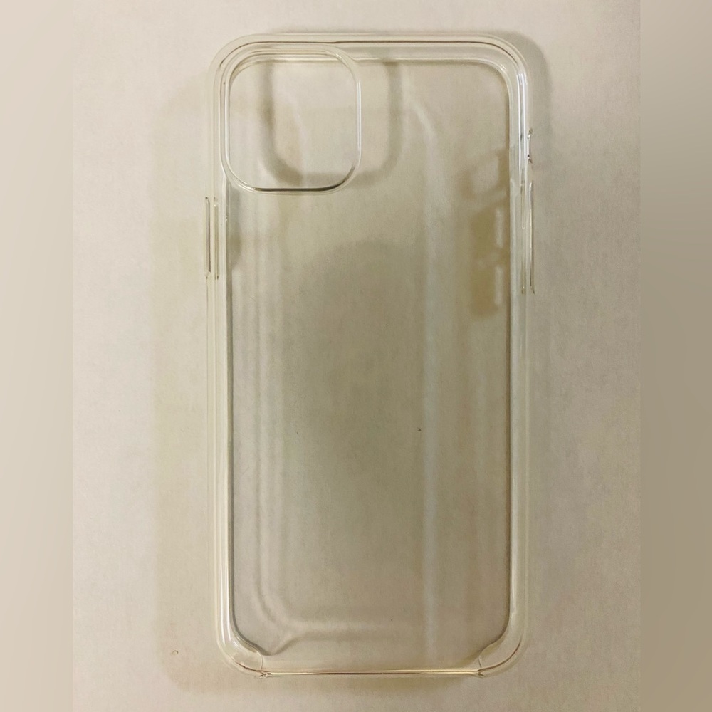 Brand new iPhone 11pro polycarbonate clear case,directly from Apple store